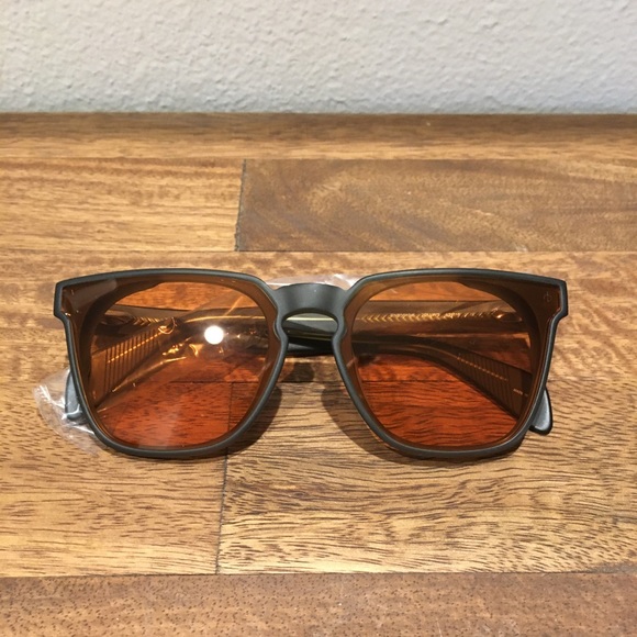 🌟SOLD🌟Brand New Rag & Bone Sunglasses - Picture 8 of 8